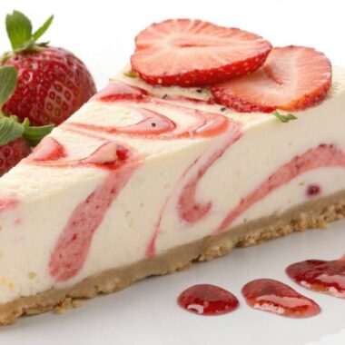 Strawberry Cheesecake Ice Cream Slice